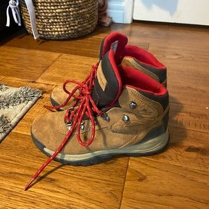 Columbia hiking boots